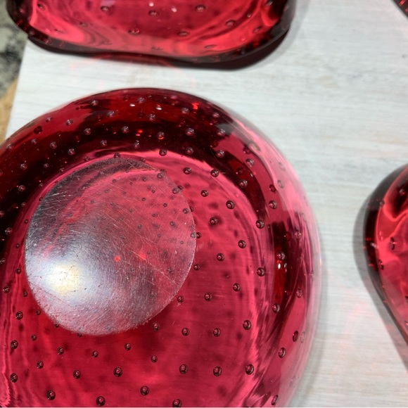 1950’S BULLICANTE CONTROLLED BUBBLE CRANBERRY MURANO GLASS BOWL. [SET OF 4] - Picture 6 of 9